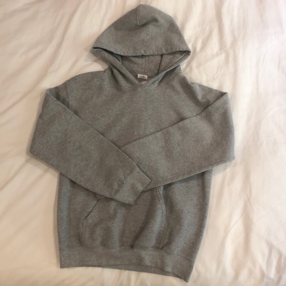 Plain Grey Gildan Sweatshirt - Picture 1 of 3